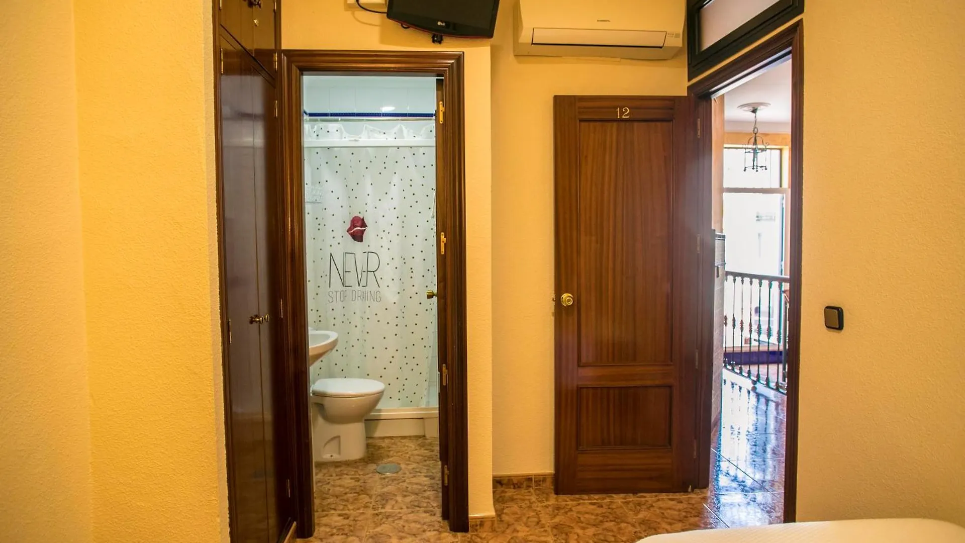 Pension Dulces Suenos Sevilla Spanien